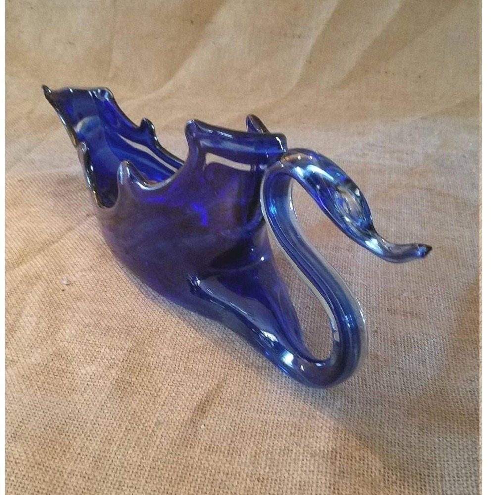 Vtg blue hand blown glass swan bowl home decor Hollywood Regency whimsical retro